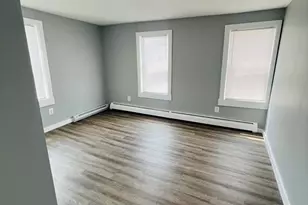 19 Myrtle Ave, Webster, MA 01570 - Photo 10