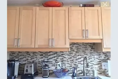 32 Westgate Rd #6, Boston, MA 02467 - Photo 2