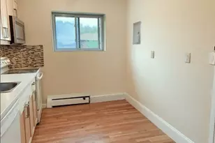 32 Westgate Rd, Boston, MA 02467 - Photo 6