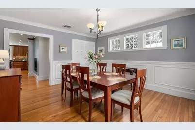 31 Wilde Rd, Newton, MA 02468 - Photo 12