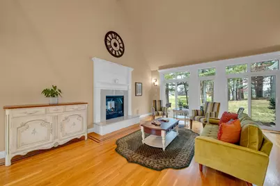 4 Andover Country Club Ln, Andover, MA 01810 - Photo 6