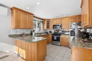 49 Lawrence St, Leominster, MA 01453 - Photo 8