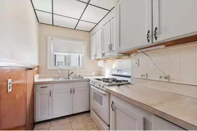 2-4 Leslie Street, Lawrence, MA 01841 - Photo 10