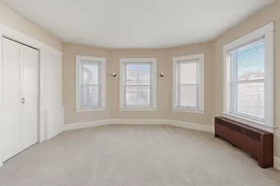 2-4 Leslie Street, Lawrence, MA 01841 - Photo 6