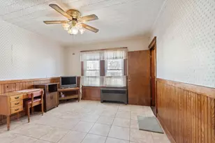 24 Leslie St, Lawrence, MA 01841 - Photo 8