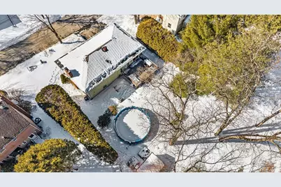 27 Audubon Rd, Reading, MA 01867 - Photo 2