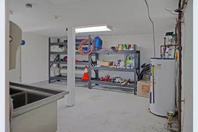 165 Massachusetts Ave, Lunenburg, MA 01462 - Photo 14