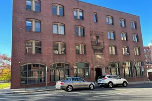 20 Maple St, Springfield, MA 01103 - Photo 2