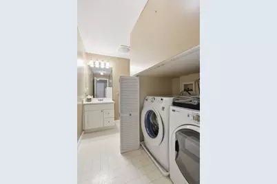 1 Riverview Blvd #8-203, Methuen, MA 01844 - Photo 16