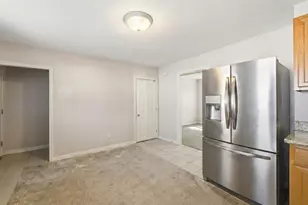 35 School St, Northbridge, MA 01534 - Photo 8