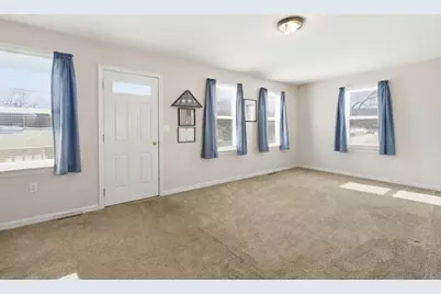 35 School Street #35, Northbridge, MA 01534 - Photo 4