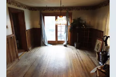 132 Carroll St, Springfield, MA 01108 - Photo 2