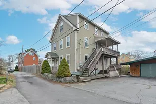 8 Woodwards Ln, Taunton, MA 02780 - Photo 2