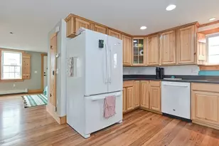 8 Woodwards Ln, Taunton, MA 02780 - Photo 26