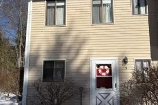 5 Heather Ln, Bridgewater, MA 02324 - Photo 2