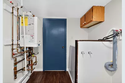 240 Montaup St, Fall River, MA 02724 - Photo 16