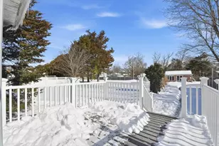 12 White St, Acushnet, MA 02743 - Photo 6