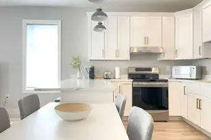 53 1/2 Harvard St, Boston, MA 02124 - Photo 2