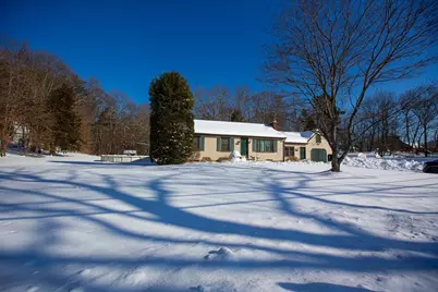 357 Tiffany St, Attleboro, MA 02703 - Photo 2