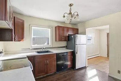 21 Austin Avenue, Pittsfield, MA 01201 - Photo 12