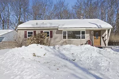 21 Austin Avenue, Pittsfield, MA 01201 - Photo 2