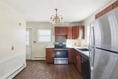 21 Austin Avenue, Pittsfield, MA 01201 - Photo 14