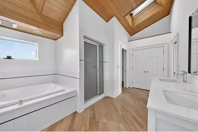 257 Lawrence St, New Bedford, MA 02745 - Photo 16