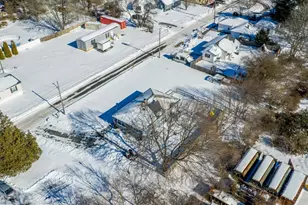 112 Lawson Ave, Acushnet, MA 02743 - Photo 6