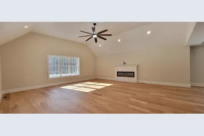 465 Lincoln Rd, Walpole, MA 02081 - Photo 8