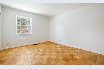 301 Windsor Dr #301, Framingham, MA 01701 - Photo 14