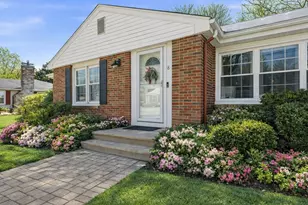 8 Westmont Rd, Shrewsbury, MA 01545 - Photo 4