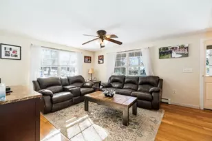 10 Emerald St, Gloucester, MA 01930 - Photo 14