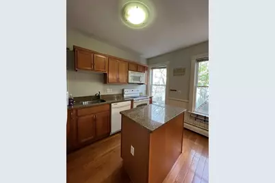 25 Rossmore St #1/2, Somerville, MA 02143 - Photo 12