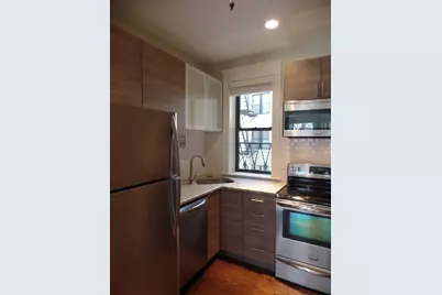 61 Park Drive #8, Boston, MA 02215 - Photo 2