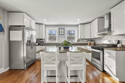 34 Marion St, Natick, MA 01760 - Photo 2