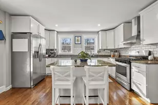 34 Marion St, Natick, MA 01760 - Photo 2