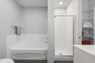 35 Channel Center St, Boston, MA 02210 - Photo 16