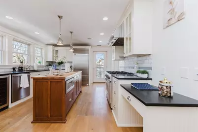 159 Washington St #4, Newton, MA 02458 - Photo 2