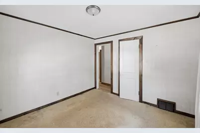 163 Powell Ave, Springfield, MA 01118 - Photo 24