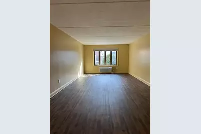 934 Southern Artery #110, Quincy, MA 02169 - Photo 4