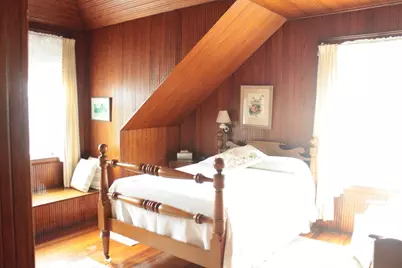 74 Pequossett Ave, Falmouth, MA 02556 - Photo 12