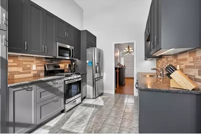 18 Jay Dr, Framingham, MA 01701 - Photo 4