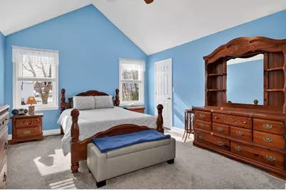 18 Jay Dr, Framingham, MA 01701 - Photo 20