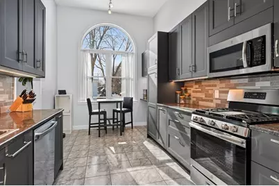 18 Jay Dr, Framingham, MA 01701 - Photo 8