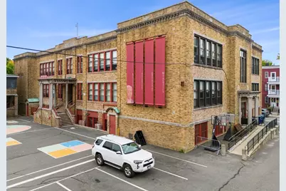 21 Notre Dame Ave, Cambridge, MA 02140 - Photo 2