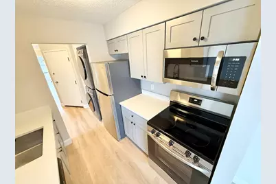 59--69 Msgr Patrick J Lydon Way #306, Boston, MA 02124 - Photo 2