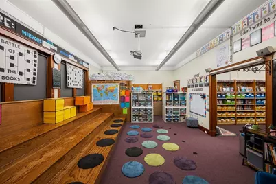 35 Middlesex Street, Cambridge, MA 02140 - Photo 2