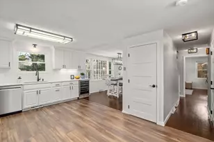 18 Seneca Dr, Hudson, MA 01749 - Photo 10