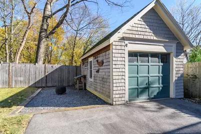 17 Florence St, Natick, MA 01760 - Photo 30