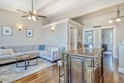 439 W 4th St #3, Boston, MA 02127 - Photo 2